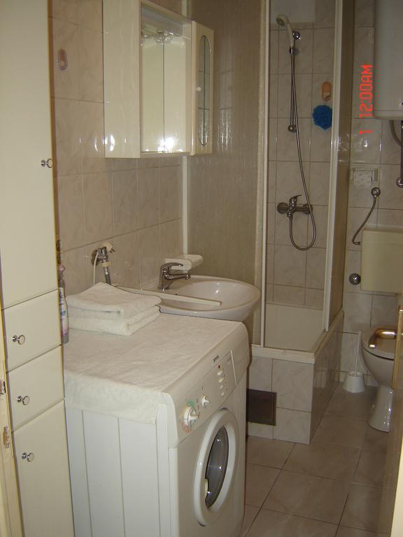 Apartment Bella Split Room photo
